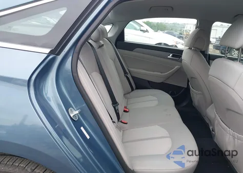 2016 Hyundai Sonata Hybrid Se z USA, uszkodzony, nr VIN KMHE24L1XGA036578